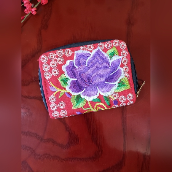 Ethnic Floral Embroidered 2 Sided Small Red Wallet - Picture 2 of 6